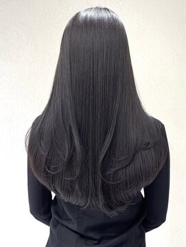 グレージュカラー/髪質改善/美髪/暗髪/レイヤーカット[恵比寿駅]