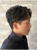 [MEN’S HAIR/フェザーパー/刈り上げセンターパート/伊勢崎連取]