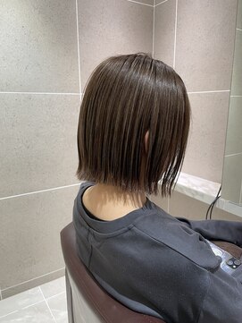 クララ ヒロシマセカンドフロア(CLALA Hiroshima 2nd floor) スタイリスト田邉ぱっつんボブ