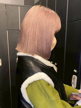 マジコ 梅田(Magico) ダブルカラー/ケアブリーチ/ミルクティーベージュ/レイヤー/梅田