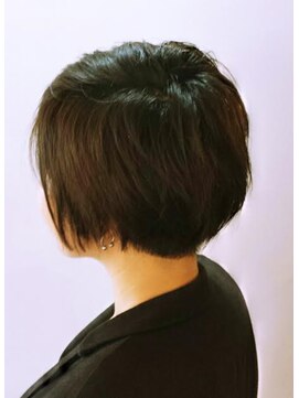 プース ヘアー(Pousse hair) ショートボブ【ショートネープ】