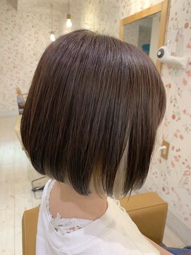 アトリエコパン(atelier copan) ミニボブベージュホワイトインナーストレートバージョン