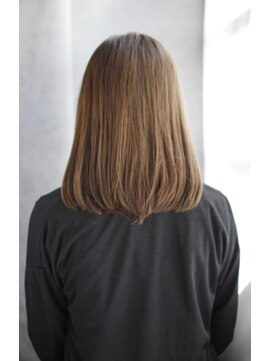 シュシュット(chouchoute) 小顔セミウェットウェーブハイライトカラー美髪オリーブカラー35