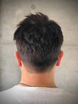 バーバーバー 八広(BARBER-BAR) 大人ベリーショート 【バーバーバー 八広】