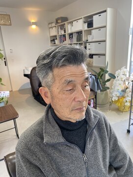 イロ(16iro) メンズツーブロリーゼントstyle