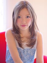 オジコロジ(ojiko.roji)&nbsp;☆月曜営業☆ojiko.ゆるふわ外国人風カラーでフェミニンロング