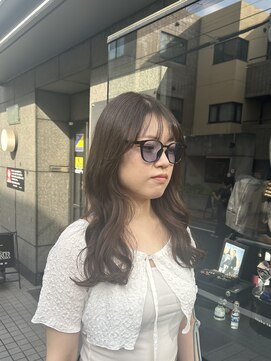 トロワエピ 表参道(Trois epis) 大人やわらかオリーブベージュ