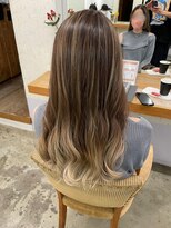 キサイ バズ(kisai BUZZ)&nbsp;バレイヤージュ/ブラウンベージュ