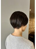 シンプルなコンパクトショート