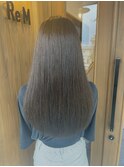オリーブグレージュ