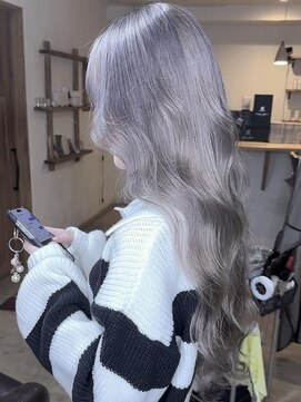 ブレイズヘアー(BLAZEhair) 【透明感カラー】ホワイトグレージュ×ブリーチ２回