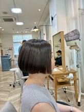 フロラクロマ 上通NEWS裏(FLORACHROMA) 40代大人女性のグラデーションボブ