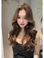 天神美容室&nbsp;ブリーチ／レイヤーカット／ハイトーン