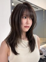 ジアン テラス(GIEN TERRASSE)&nbsp;アンニュイヘアくたっとニュアンスレイヤーカットオリーブ/岸本