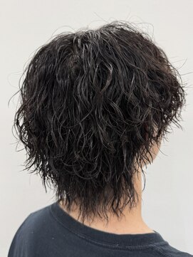ビカムメンズヘアー 栄店(become men's hair) 縦落ちウルフパーマセンターパートミディアムツイストスパイラル