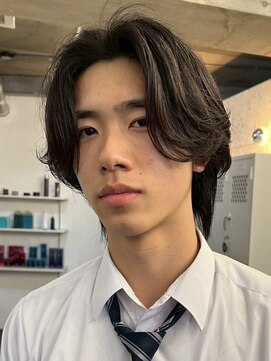 フィフス(fifth) 原宿カルマパーマメンズカットセンターパートウルフマッシュ30代