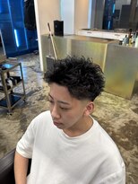 アンサー 千葉中央(UNSER prod by THE DAY)&nbsp;【MEN’S HAIR/サーフカール/刈り上げセンターパート/千葉】