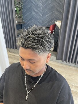 レーゲンボーゲン(REGENBOGEN) フェードハイライト