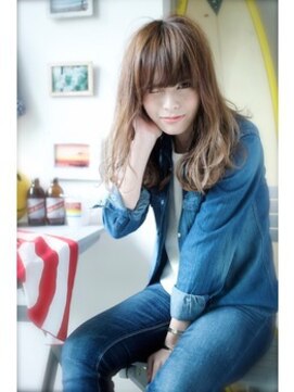 テイラー(Taylor) フェザーロングxミルキーベージュ