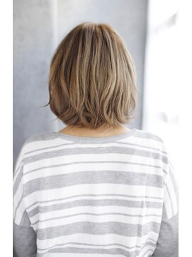 シュシュット(chouchoute) 小顔セミウェットウェーブハイライトカラー美髪オリーブカラー16