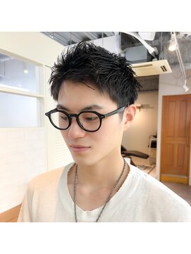 ミラバイグリーン(Mira by green) アップバング/刈り上げ/フェード/ツーブロック