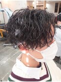 ツイストスパイラル センターパート 波巻きパーマ
