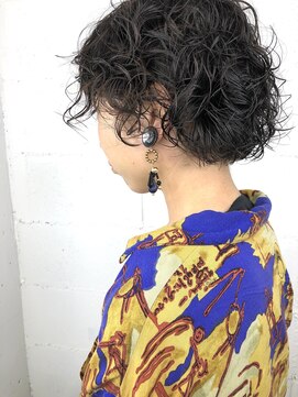 キジ(KIJI) ランダムスパイラルパーマ