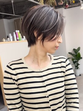 トト 船橋店(toto.) 黒髪/グレーベージュ/レイヤーロング/前髪パーマ[西船橋/津田沼]