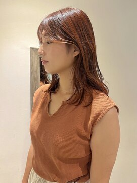 エミス バイ メルト 吉祥寺(emis by melt) 【吉田江梨】オレンジヘアミディアムワンカールオレンジブラウン