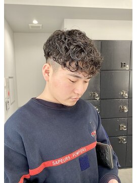 ヘアー アイス 御器所本店(HAIR ICI) スペインカールスパイラルパーマツイストパーマフェード短髪