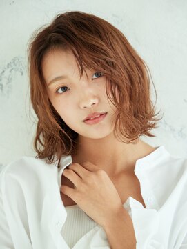 ビィシャイン 三木店(Be shine) はらりと揺らぐカジュアルなウエーブ