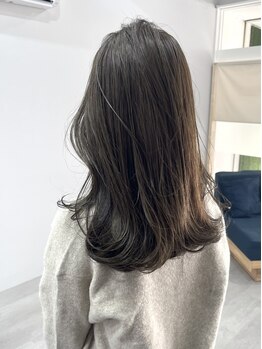 チーク(CHiiK)の写真/《レイヤーカットが得意なsalon》扱いやすさと質感にこだわってスタイリングも楽な素敵な髪へ♪