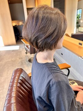 イェル(ELL.) 丸みショート 大人ショートボブ30代 40代