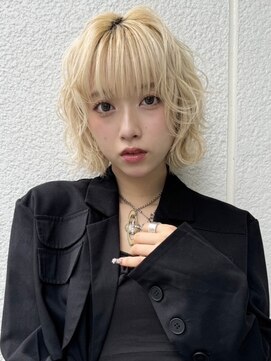 アール 横浜(R) 【MOMO】抜きっぱなしブロンド／ハイトーン／ボブ