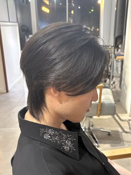 メゾン(Maison) センターパートウルフ/ニュアンスパーマ／ダウンパーマ