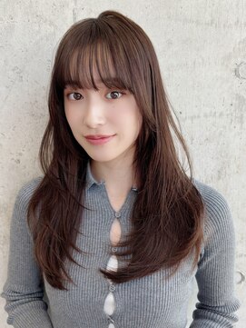 ディーエックス スリー(Dxxxx III) 20代ロング　レイヤーカット　KURO