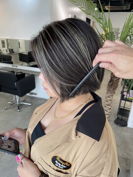 キング 高槻(K!ng) 縮毛矯正髪質改善ハイライトレイヤーカット高槻美容室エクステ