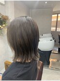 赤味のない透明感ハイライト×アッシュグレージュ/外ハネボブ