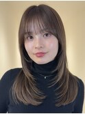 小顔見えフェイスレイヤー×シアーベージュ