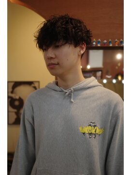 エディ(Edy) 波巻きスパイラルパーマケアパーママッシュウルフ眉毛カット岡山