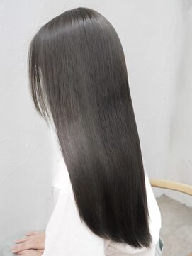 アリー 原宿 表参道(ALLY) ALLY八巻 髪質改善×ブリーチなしグレージュカラー