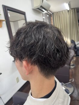 サン(SUN)の写真/波打ちパーマとサーフカールでセット簡単！イメージチェンジも◎