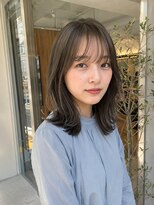 ラナ(LaNA)&nbsp;透け前髪と肩先で揺れる艶ミディアム