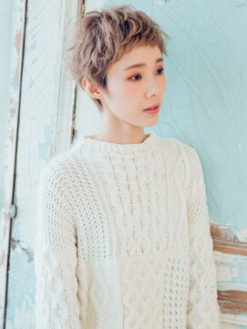 フローラビューティーヘアー(Flora Beauty Hair) 大人ベリーショート/20代/30代/40代/50代/岡山/表町