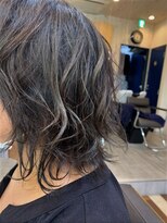 ニーナ 三軒茶屋(nina)&nbsp;アッシュカラーハイライト