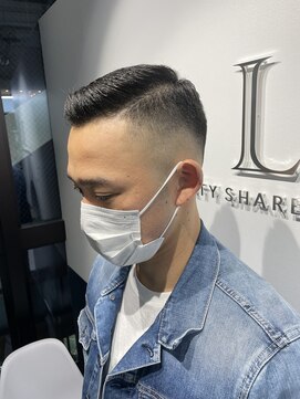 リバティシェアバーバー 銀座(LIBERTY SHARE BARBER) バーバースタイル/フェードカット/スキンフェード/メンズカット