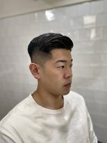 メリケンバーバーショップ フクオカ(MERICAN BARBERSHOP FUK)&nbsp;かき上げヘアショートレイアーくせ毛風パーマコンマヘアS22
