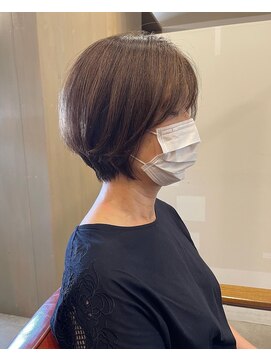 ソラーナバイマニスオブヘアー(SOLANA by Manis of hair) サイドバングのショートボブ