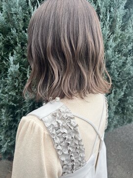 ニコ(nico.) ナチュラルグレージュ