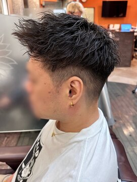 銀座マツナガ 浅草店 ツイストスパイラル/メンズパーマ/フェード/アップバング20代